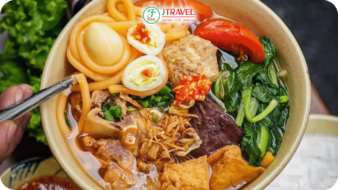 Bún đỏ Đắk Lắk – Món ăn dân dã đầy bản sắc