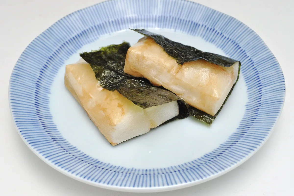 Bánh isobe mochi món ăn mùa đông Nhật Bản