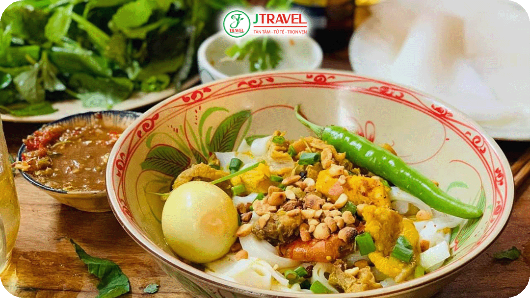 Mì Quảng - Món ăn trứ danh Đà Nẵng đáng thử