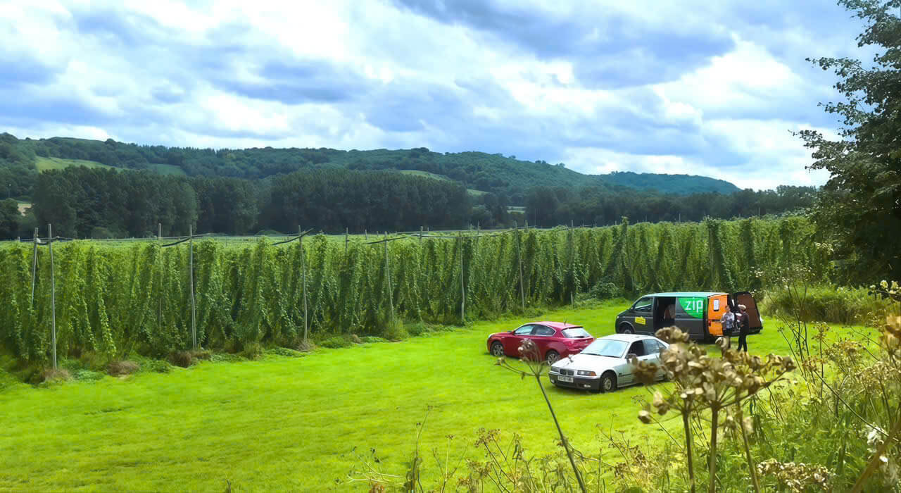 Bãi giữ xe hơi tại Mayfield Lavender Farm