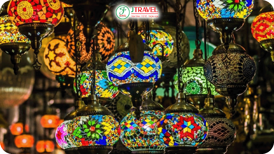 Đèn Mosaic - Đèn thủy tinh ghép tay, lung linh sắc màu