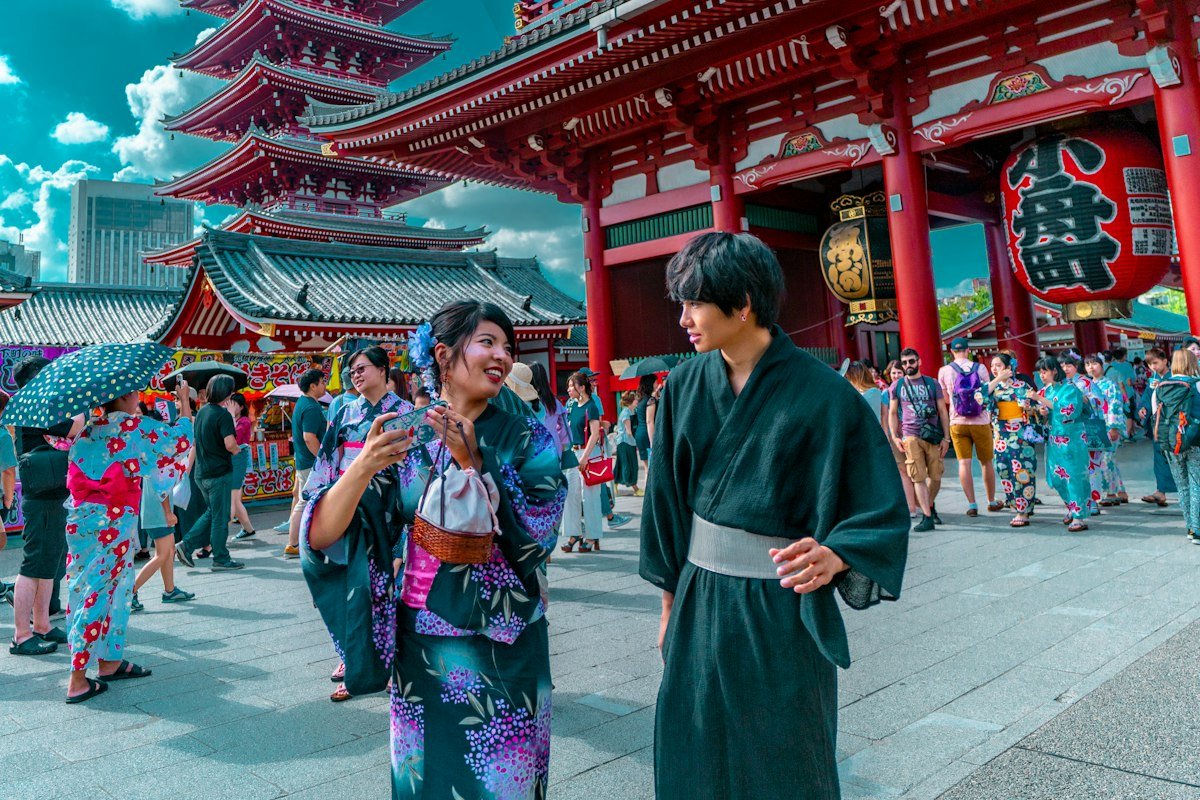 Cổng Hozomon tại chùa Sensoji, Asakusa, Tokyo