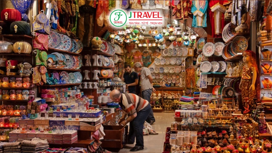 Kỹ năng trả giá khi đi chợ Grand Bazaar