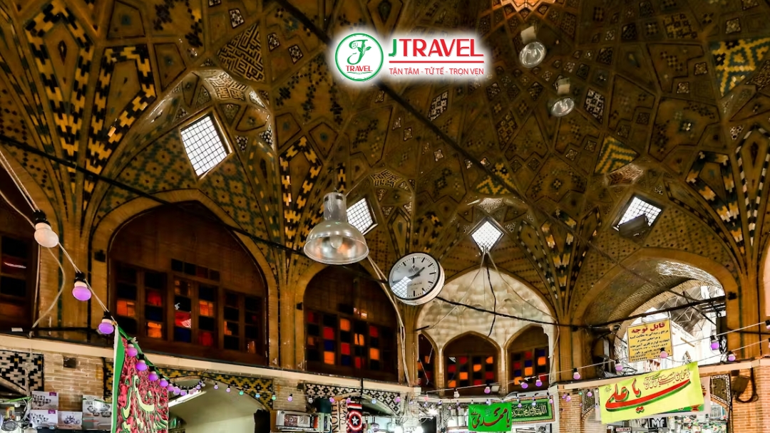 Các họa tiết độc đáo tạo nên khung cảnh đặc trưng của Grand Bazaar