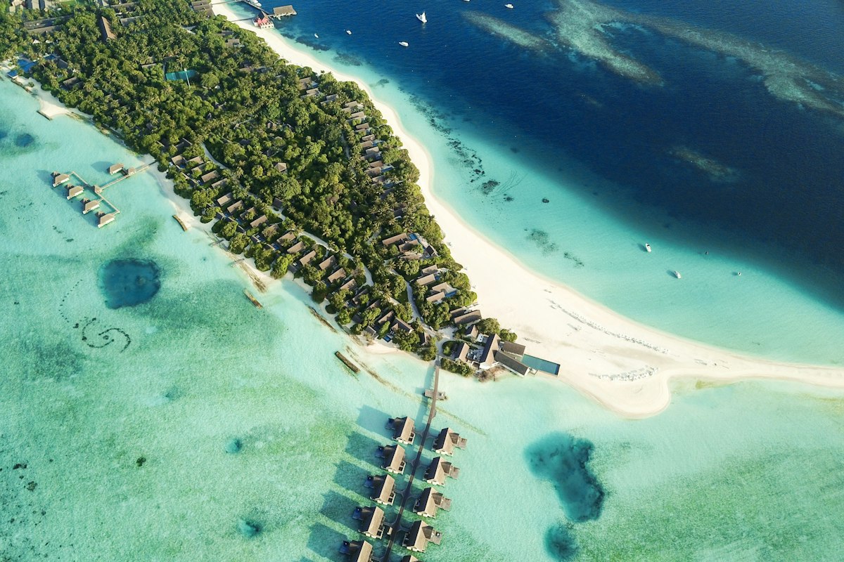 Khu nghỉ dưỡng trên đảo Landaa Giraavaru, Baa Atoll