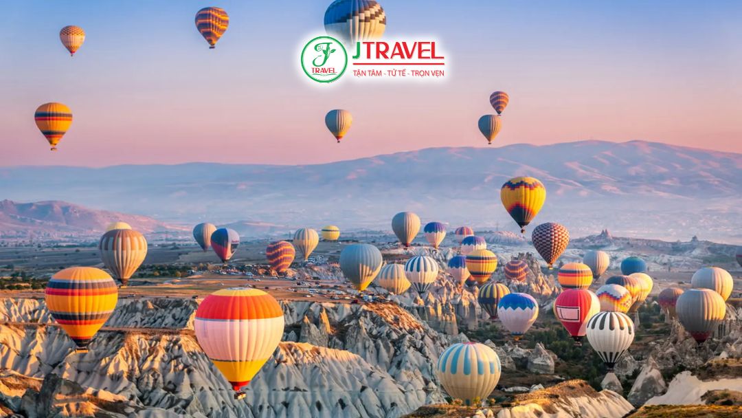 Thổ Nhĩ Kỳ mùa xuân với thời tiết dịu êm