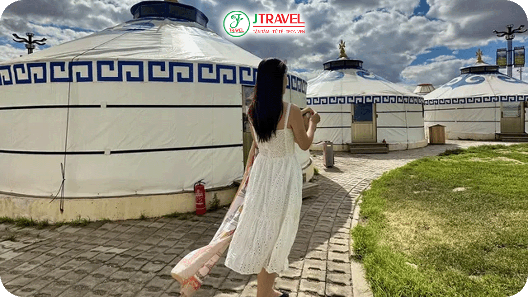 Các yurt là lựa chọn cho ai muốn trải nghiệm phong cách sống du mục