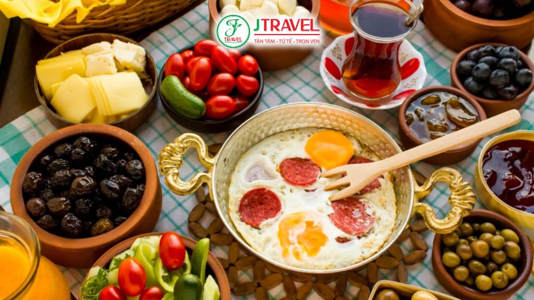 Ẩm thực mùa đông đặc trưng tại Thổ Nhĩ Kỳ