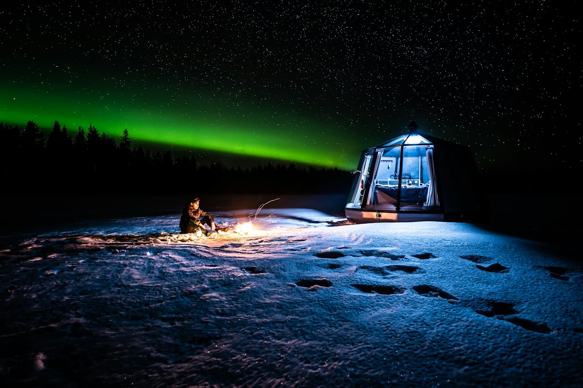 Lều kính dưới bầu trời cực quang ở Ranua, Lapland Phần Lan
