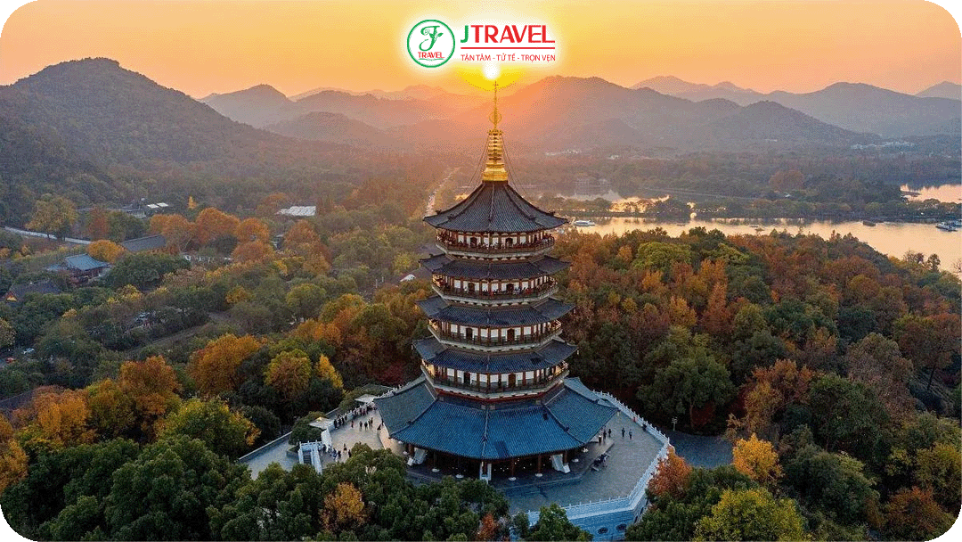 Lôi Phong Tháp - Ngọn tháp cổ gắn với truyền thuyết Bạch Xà