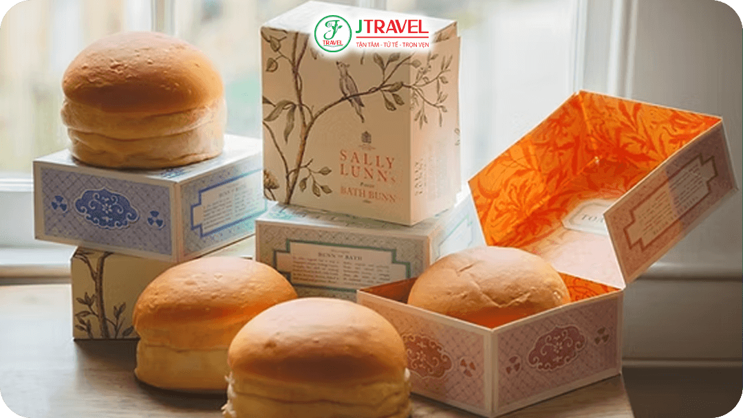 Sally Lunn Bun - Bánh mì ngọt nổi tiếng, mềm xốp và thơm bơ