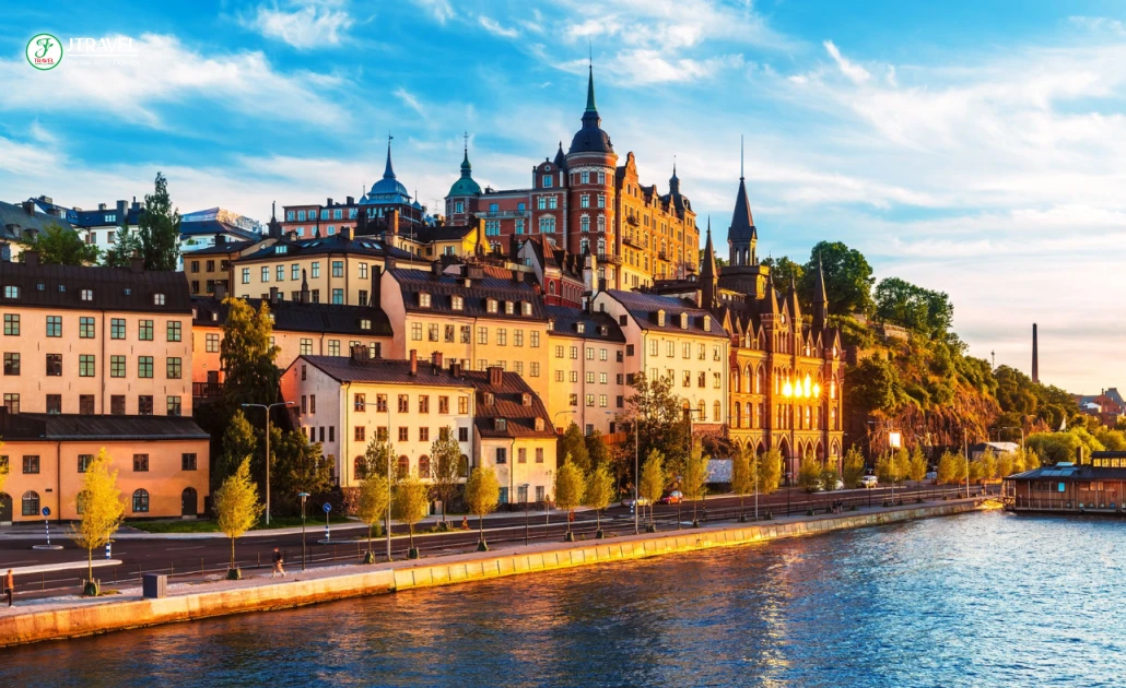 Khám phá Bắc Âu mùa hè dưới ánh sáng ban ngày không tắt