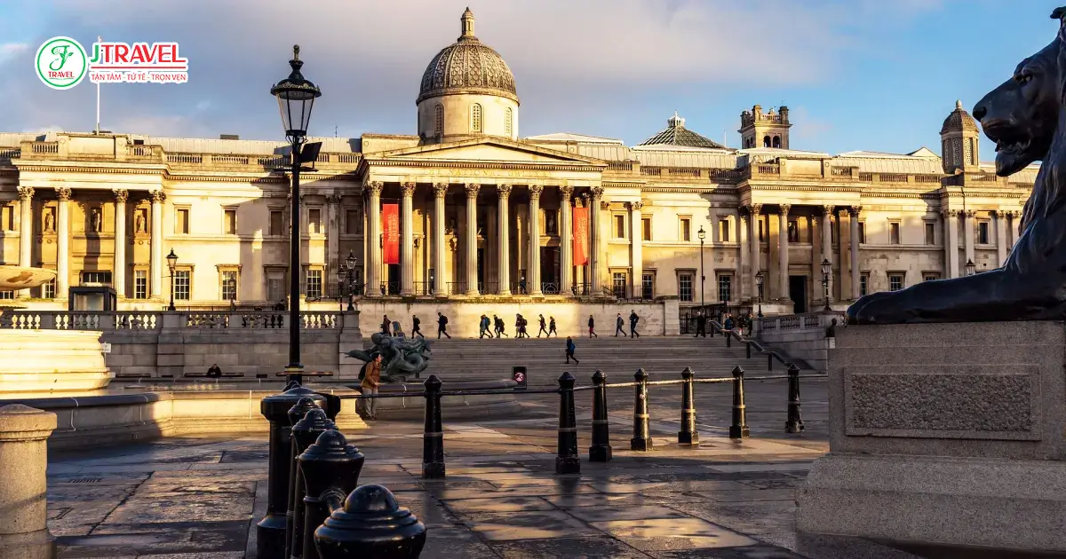 Tại sao du lịch Anh Quốc không thể bỏ qua Trafalgar Square?
