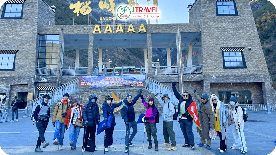 Tour Á Đinh mùa đông cùng J Travel