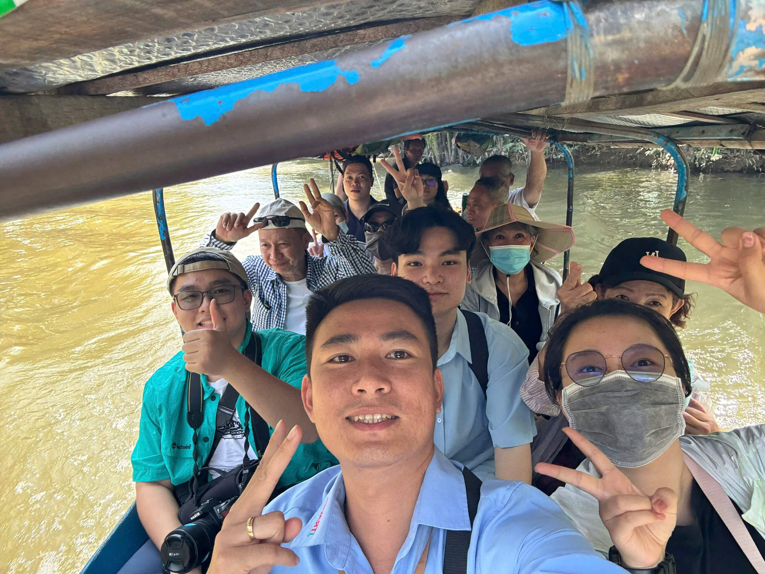 Sự chăm sóc của HDV nhà J Travel