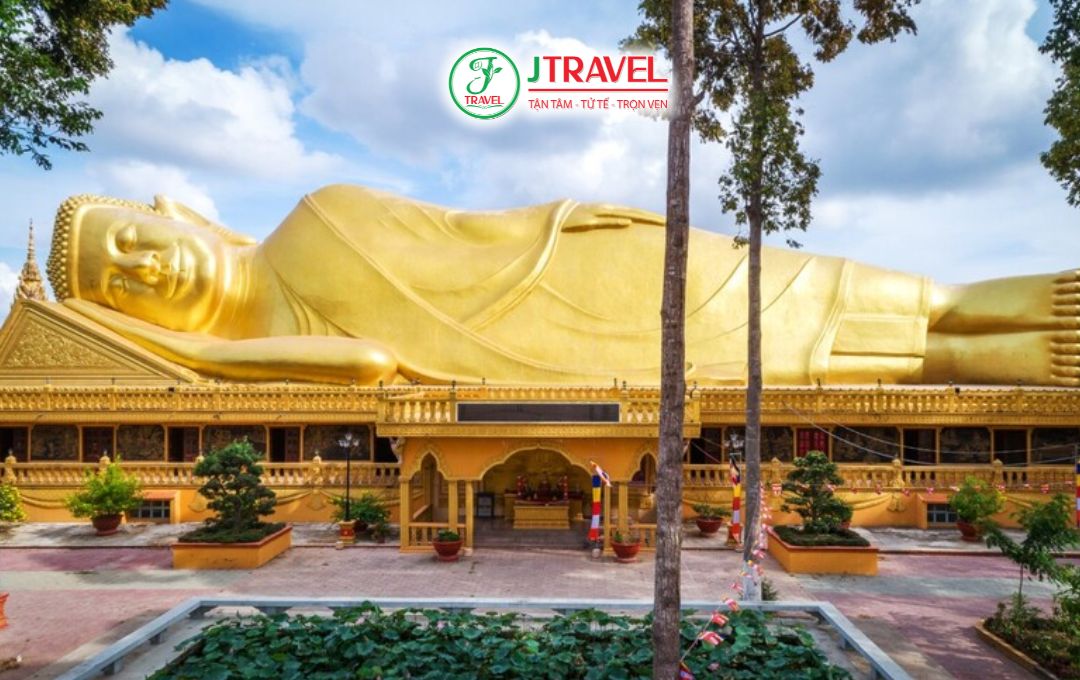 Tượng Phật nhập Niết bàn