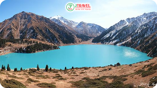 Mùa hè Kazakhstan - Chinh Phục Núi Non Và Khám Phá Cảnh Quan Hoang Dã