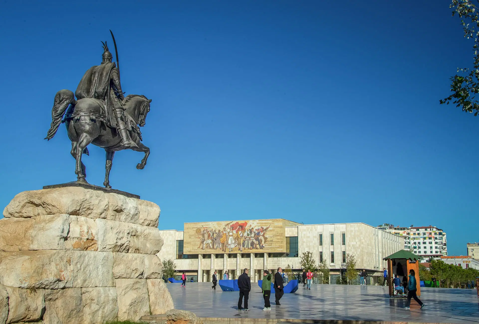 Skanderbeg Square