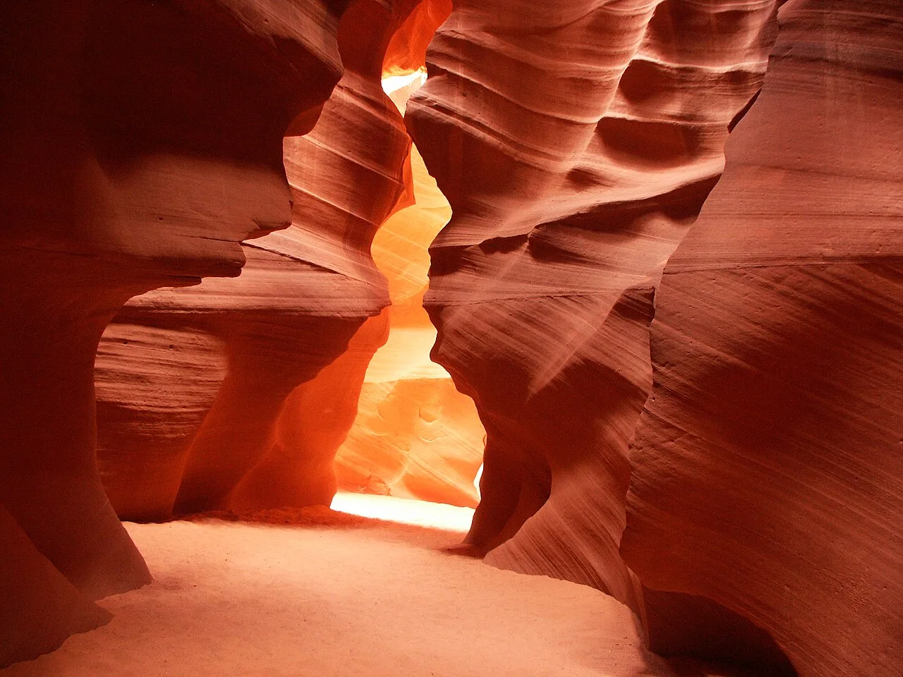 Antelope Canyon Arizona, điểm nên đi khi quay lại Mỹ lần hai bằng tour Bờ Tây