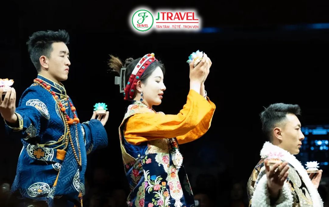 Giá Vé Tiệc Thổ Ty Shangri-La Mới Nhất