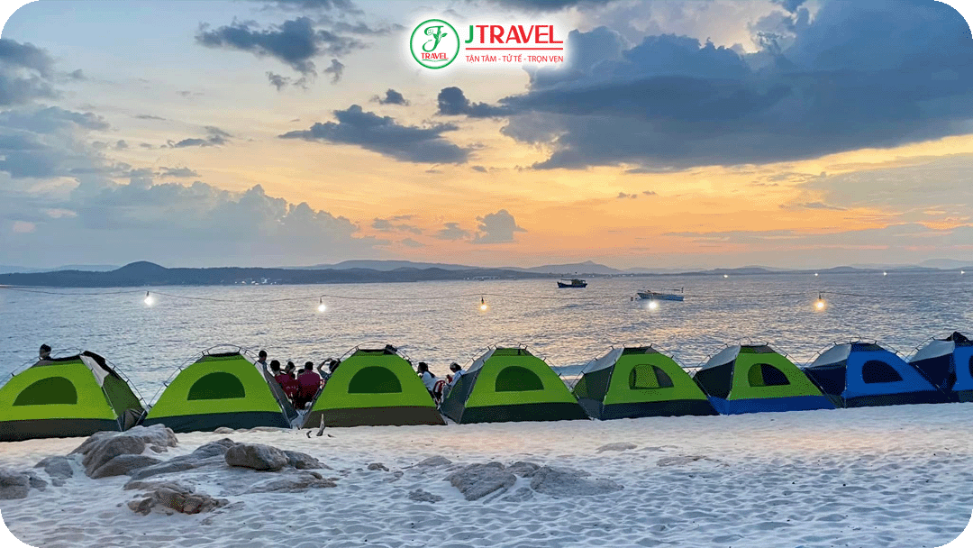 Trải nghiệm cắm trại đáng nhớ tại Cù Lao Mái Nhà