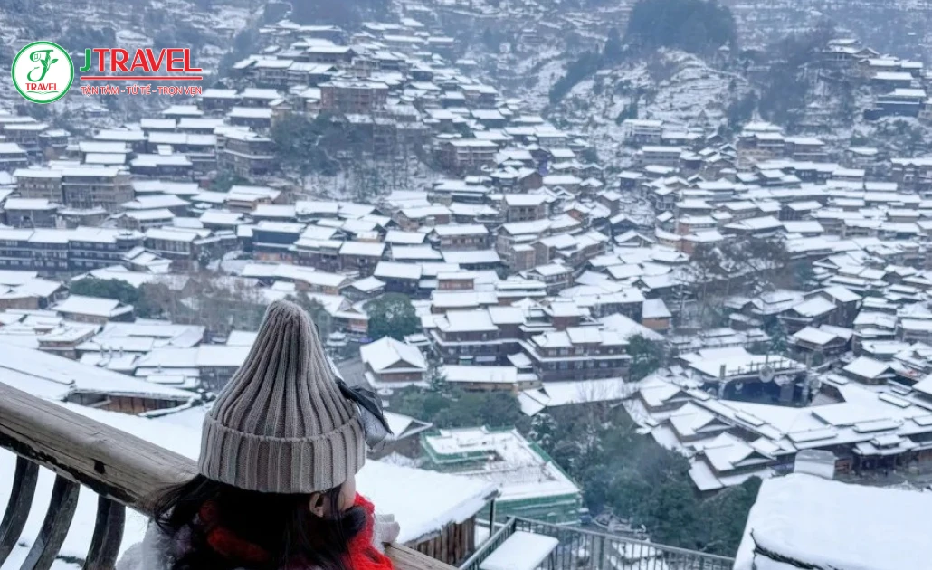 Chuẩn bị áo ấm khi đi Quý Châu mùa đông