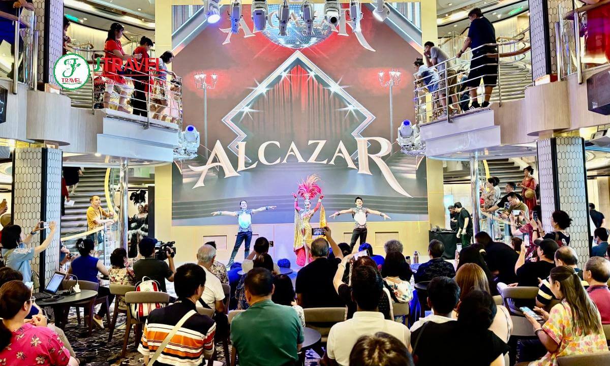 Biểu Diễn Alcaza trên du thuyền