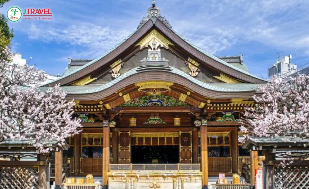 Hoa mơ nở tại vườn Yushima Tenjin, Tokyo