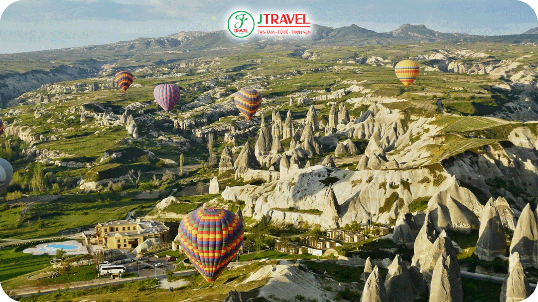 Cappadocia - Vùng đất khinh khí cầu huyền thoại