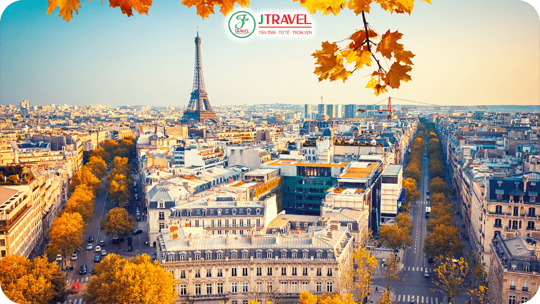 Paris, Pháp – Thành phố tình yêu khoác áo lá vàng