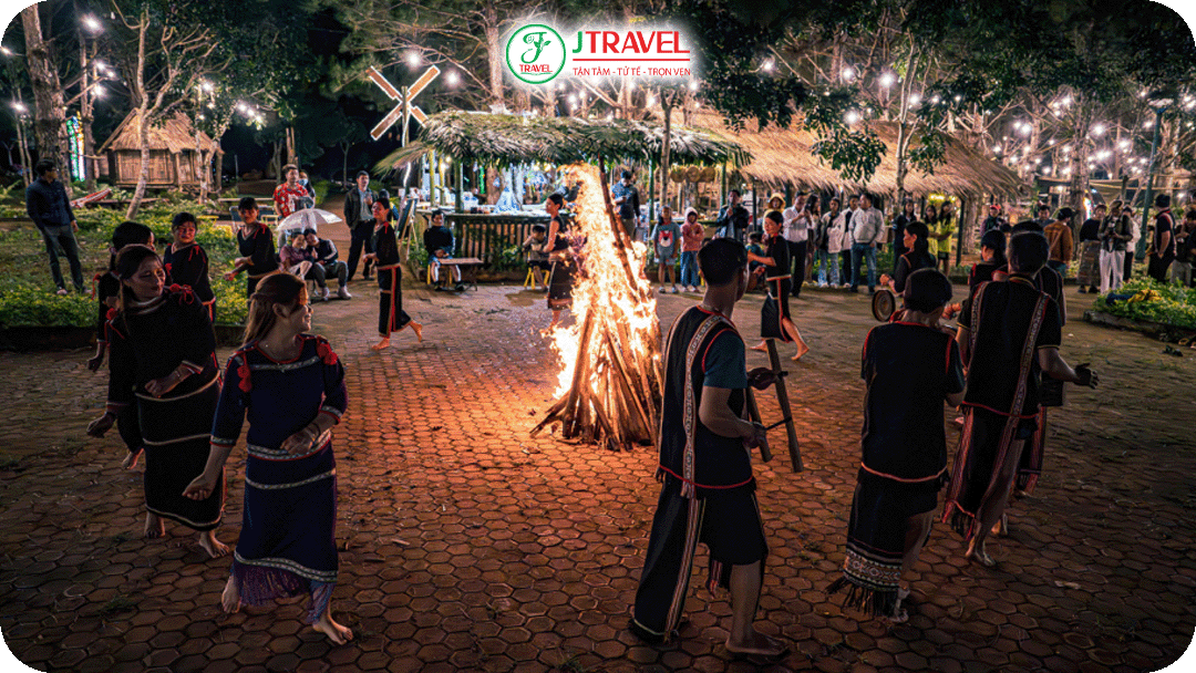 Đêm nhạc “Ngân vang khát vọng đại ngàn” do J Travel tổ chức mang đến cảm xúc đặc biệt