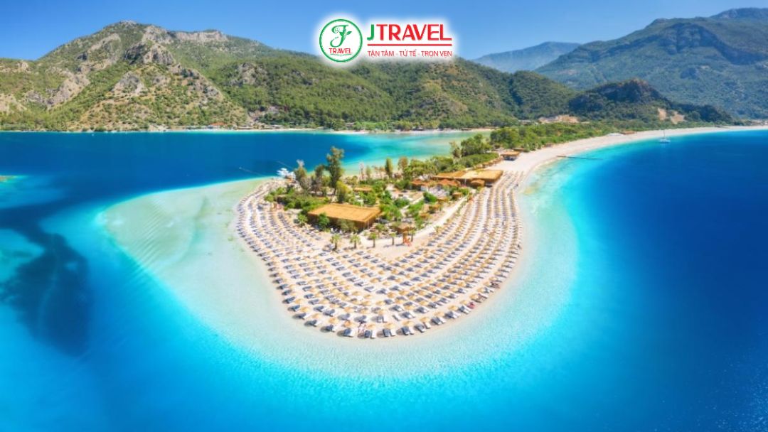 Turquoise Coast Thổ Nhĩ Kỳ với làn nước xanh ngọc lam trải dài