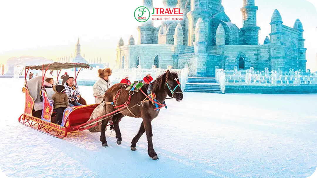 Trải nghiệm xe kéo tuyết độc đáo tại Cáp Nhĩ Tân