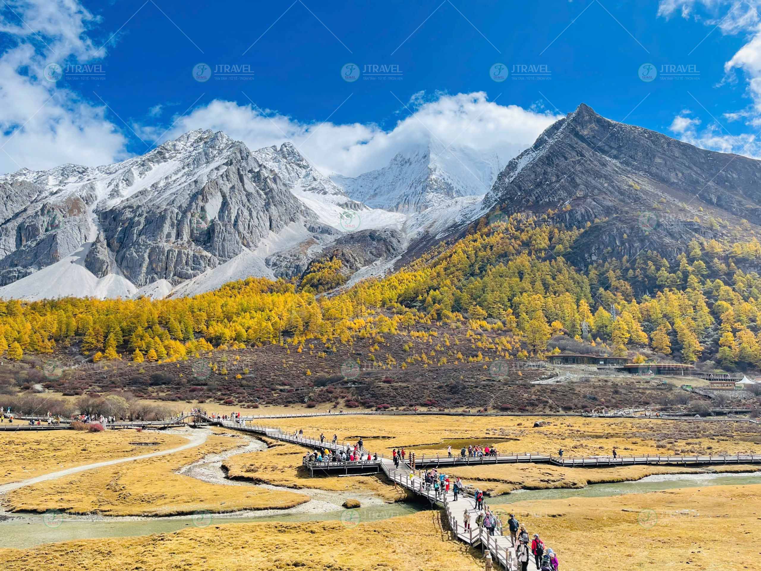 Thảo nguyên Tagong vào mùa thu