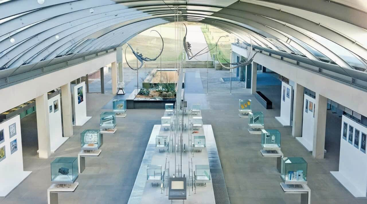 Bên trong Millennium Seed Bank – Trung tâm bảo tồn hạt giống lớn nhất thế giới