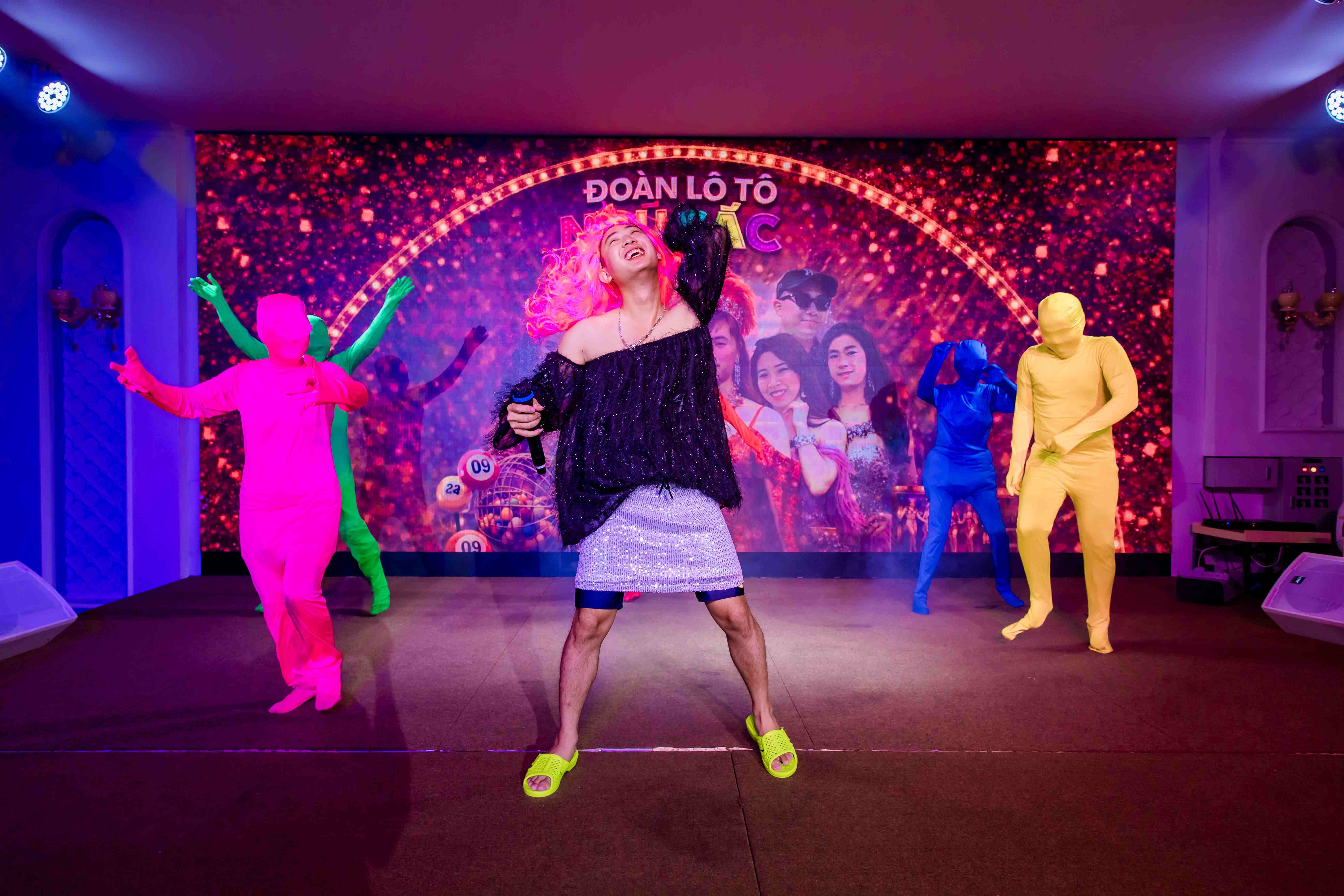 Nhân viên nhà J Travel luôn luôn mang đến sự bất ngờ