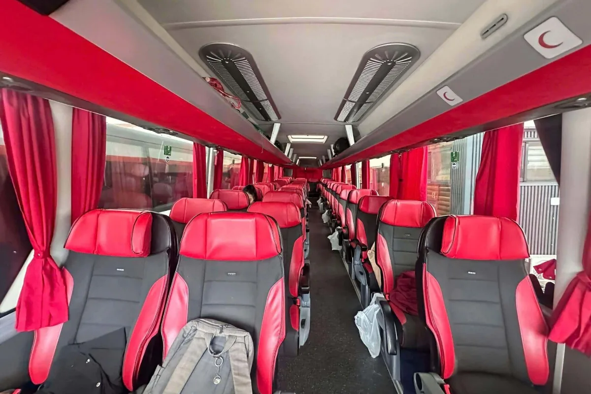 Xe du lịch đời mới đưa đón đoàn J Travel tại Thổ Nhĩ Kỳ Xe du lịch đời mới đưa đón đoàn J Travel tại Thổ Nhĩ Kỳ