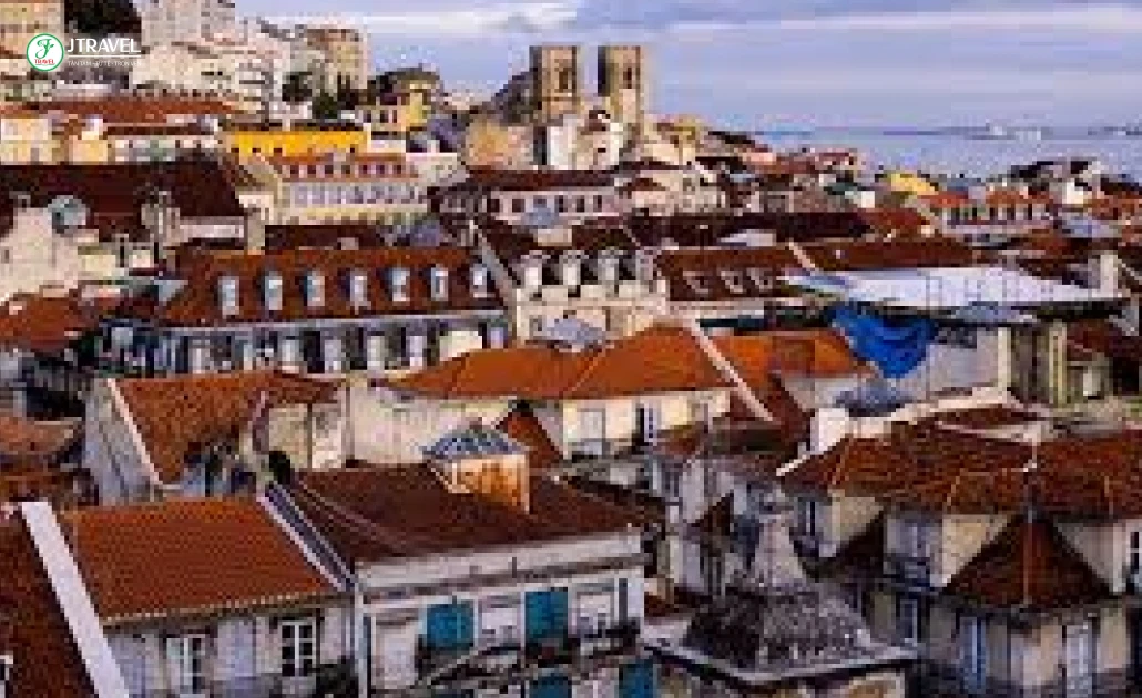 Khu phố cổ Alfama