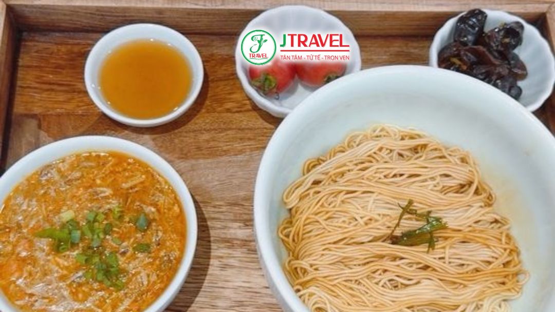 Cua Thượng Hoàng (蟹上黄)