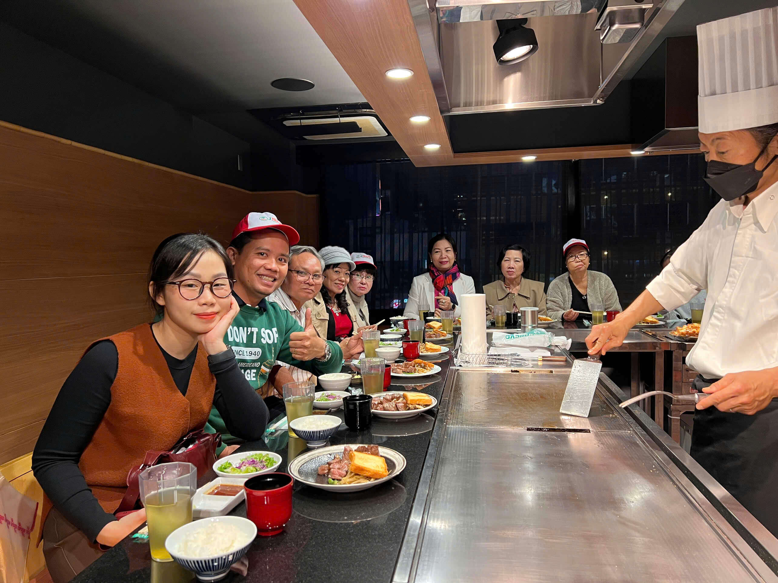 Thưởng thức đặc sản Nhật Bản