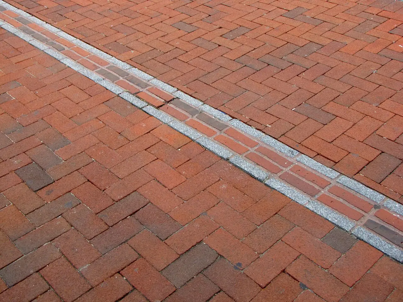 Vạch gạch đỏ Đường mòn Tự do Boston