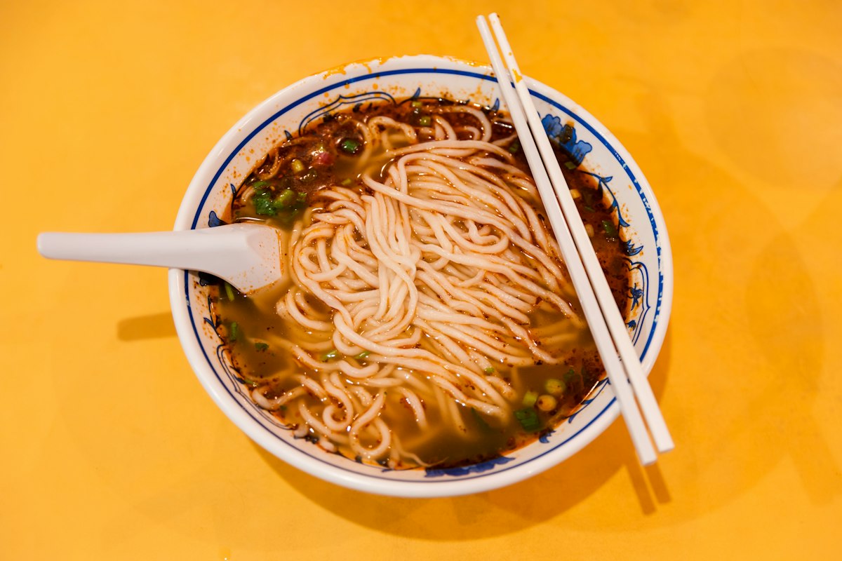 Bát mì cay kiểu Trùng Khánh