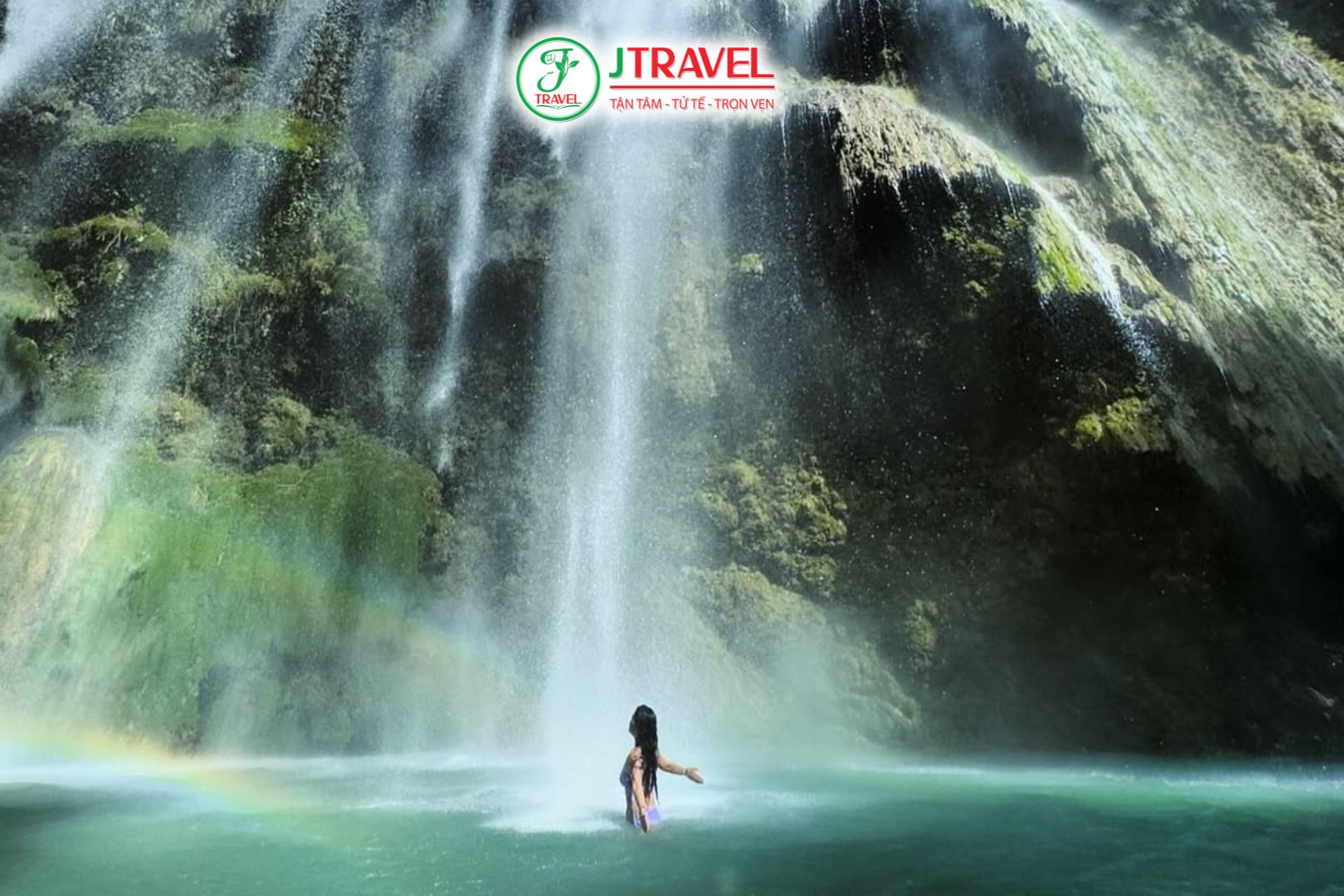 Check-in "Bức rèm nước"