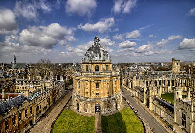 Oxford & Cambridge – Hai thành phố đại học danh tiếng (ảnh mạng)