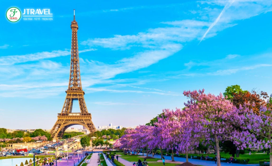 Du lịch Châu Âu mùa xuân với thời tiết lý tưởng