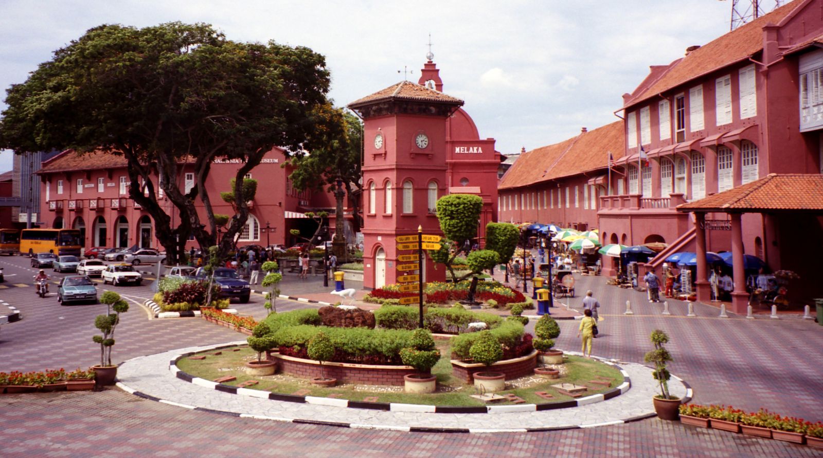 Quảng Trường Hà Lan (Quảng Trường Đỏ)