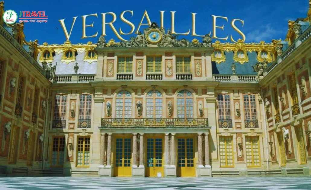Cung điện Versailles với kiến trúc hoành tráng và khu vườn rộng lớn