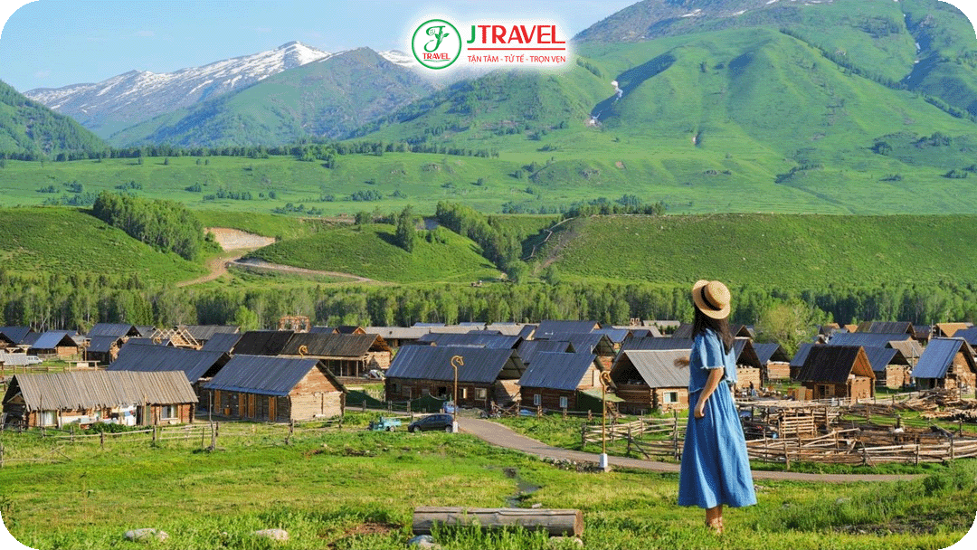 Thời điểm đẹp nhất để chụp ảnh làng Hemu là từ tháng 6 đến đầu tháng 8