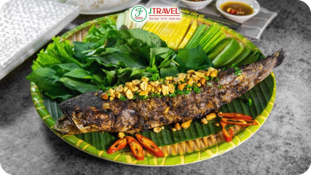 Cá lóc nướng trui là món ăn dân dã gắn liền với đời sống của người dân miền Tây