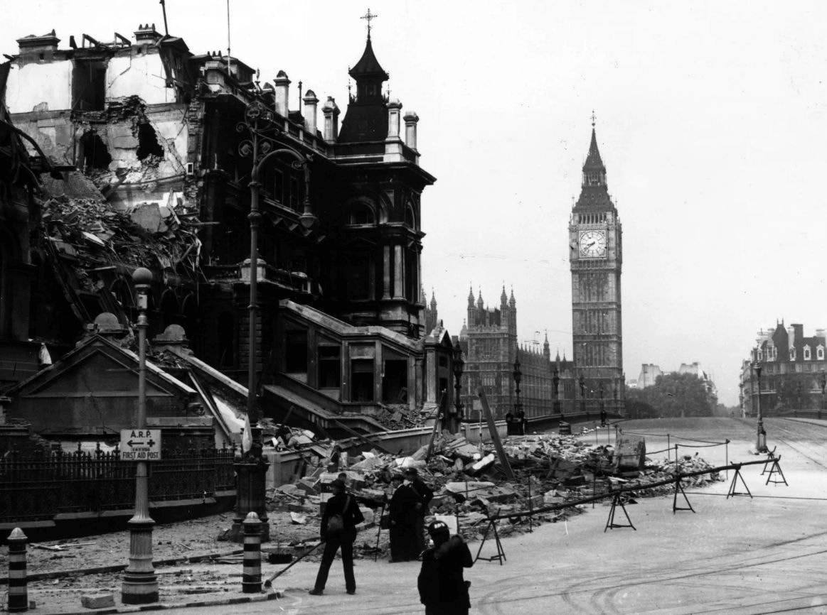 Tháp đồng hồ Big Ben trong cuộc Chiến tranh Thế giới thứ hai